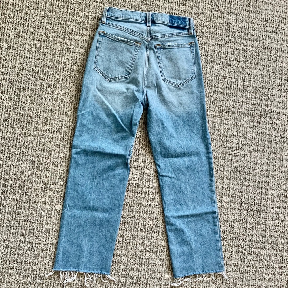 Abercrombie & Fitch Women’s Jeans - Ankle Straight Ultra High-Rise - Size 27/4
